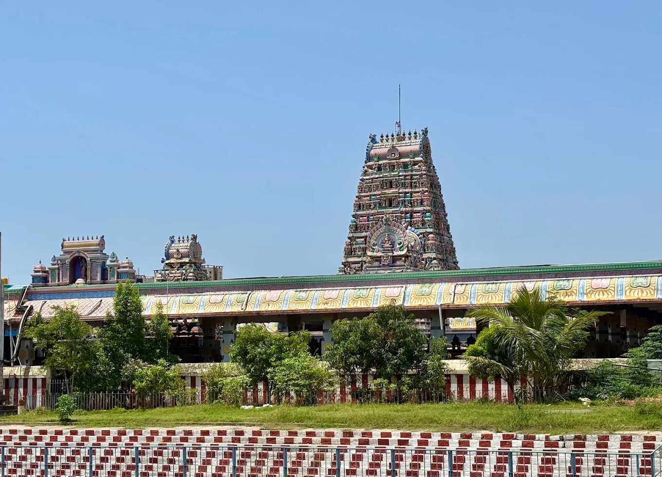 Sri Kamakshi Amman Temple mangadu